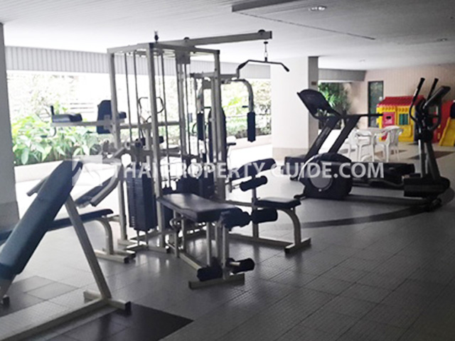 Condominium in Ploenchit 